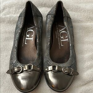 AGL Women's Metallic Golden GrayToes and Snake Skin Prints Ballet Flats Size 36